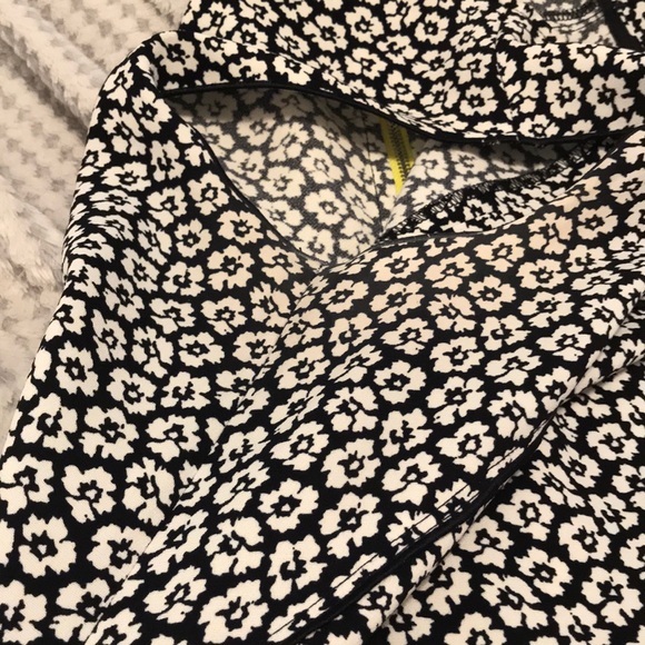 Meet your Posher, Abby - Picture 2 of 3